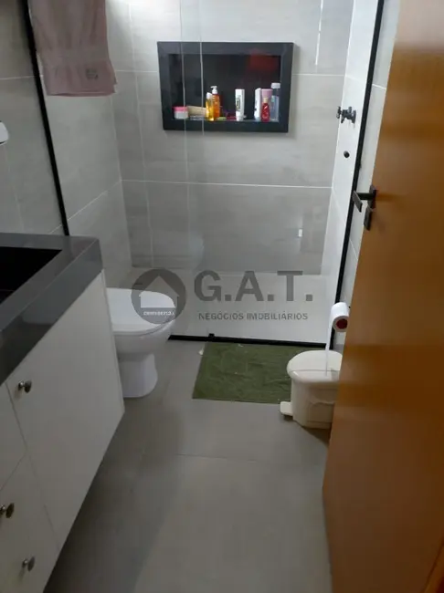 Foto 6 de Casa de Condomínio com 4 quartos à venda, 220m2 em Jardim Clarice I, Votorantim - SP