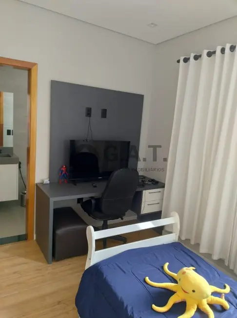 Foto 9 de Casa de Condomínio com 4 quartos à venda, 220m2 em Jardim Clarice I, Votorantim - SP