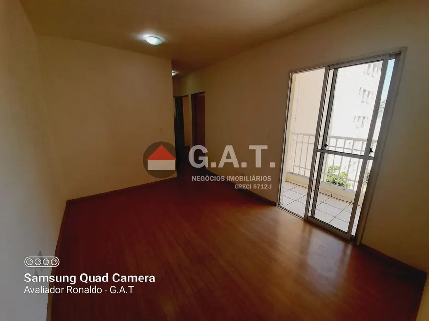 Foto 2 de Apartamento com 2 quartos para alugar, 45m2 em Jardim Guadalajara, Sorocaba - SP