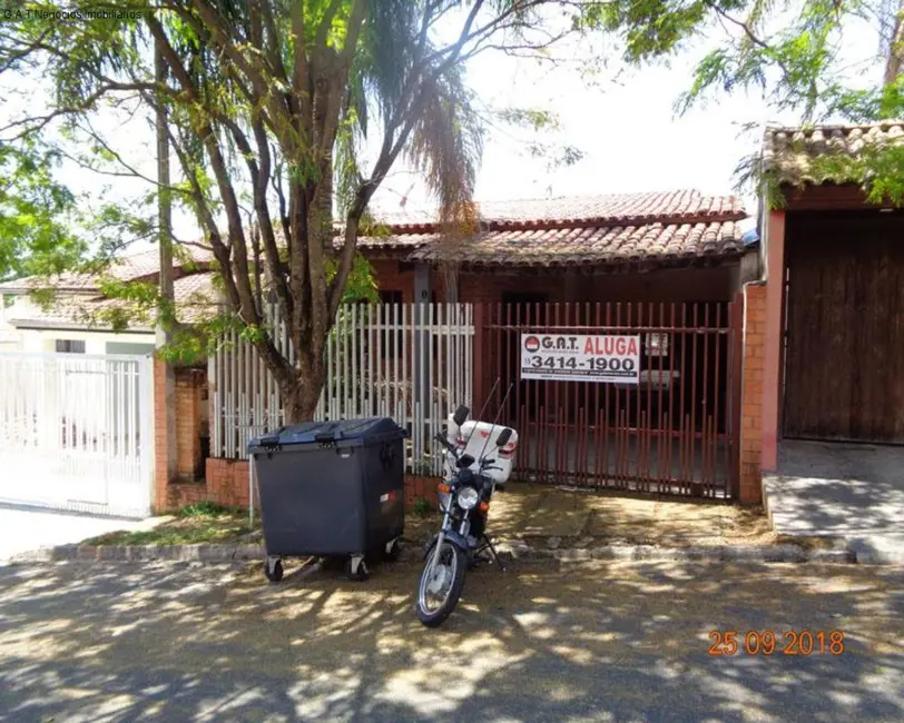 Casa com 3 quartos à venda, 140m2 em Wanel Ville, Sorocaba - SP - imagem 1 Foto 1 de Casa com 3 quartos à venda, 140m2 em Wanel Ville, Sorocaba - SP