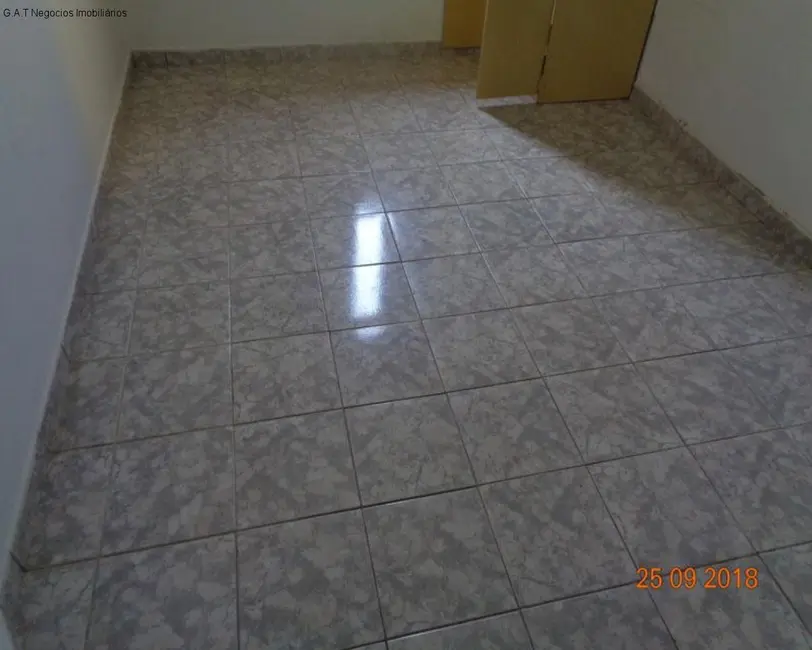 Casa com 3 quartos à venda, 140m2 em Wanel Ville, Sorocaba - SP - imagem 5 Foto 5 de Casa com 3 quartos à venda, 140m2 em Wanel Ville, Sorocaba - SP