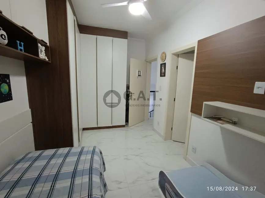 Casa de Condomínio com 3 quartos à venda, 266m2 em Parque Santa Isabel, Sorocaba - SP - imagem 3 Foto 3 de Casa de Condomínio com 3 quartos à venda, 266m2 em Parque Santa Isabel, Sorocaba - SP