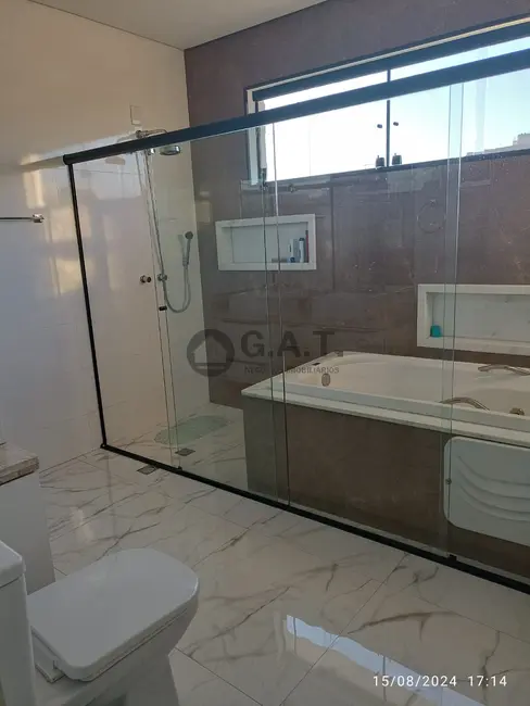 Casa de Condomínio com 3 quartos à venda, 266m2 em Parque Santa Isabel, Sorocaba - SP - imagem 8 Foto 8 de Casa de Condomínio com 3 quartos à venda, 266m2 em Parque Santa Isabel, Sorocaba - SP