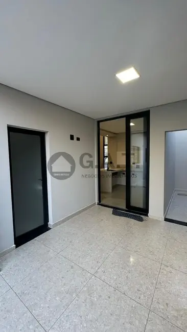 Foto 3 de Casa de Condomínio com 3 quartos à venda, 125m2 em Jardim Villagio Milano, Sorocaba - SP