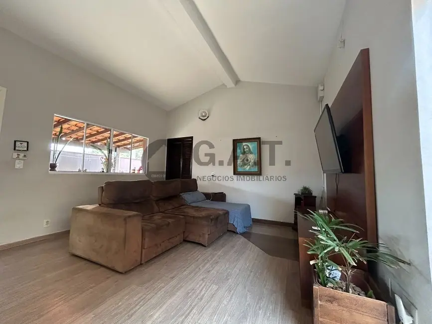 Foto 2 de Casa com 4 quartos à venda, 243m2 em Sorocaba - SP