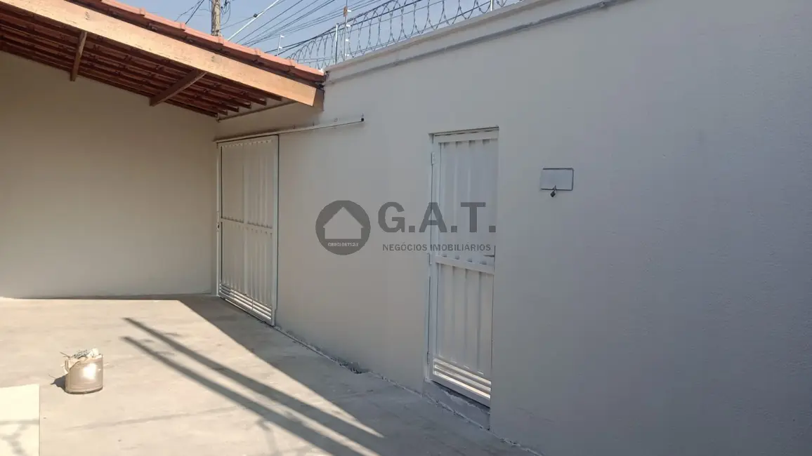 Casa com 3 quartos à venda, 180m2 em Jardim Toledo, Votorantim - SP - imagem 3 Foto 3 de Casa com 3 quartos à venda, 180m2 em Jardim Toledo, Votorantim - SP