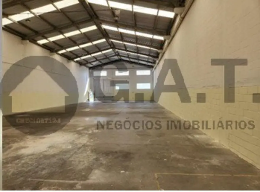 Foto 3 de Armazém / Galpão para alugar, 750m2 em Cajuru do Sul, Sorocaba - SP