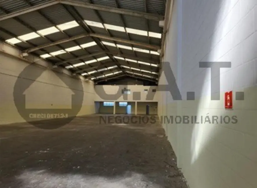 Foto 2 de Armazém / Galpão para alugar, 750m2 em Cajuru do Sul, Sorocaba - SP