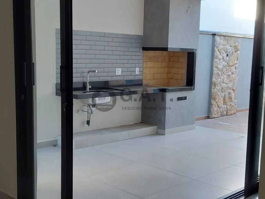 Casa de Condomínio com 3 quartos à venda, 195m2 em Vila Haro, Sorocaba - SP - imagem 4 Foto 4 de Casa de Condomínio com 3 quartos à venda, 195m2 em Vila Haro, Sorocaba - SP