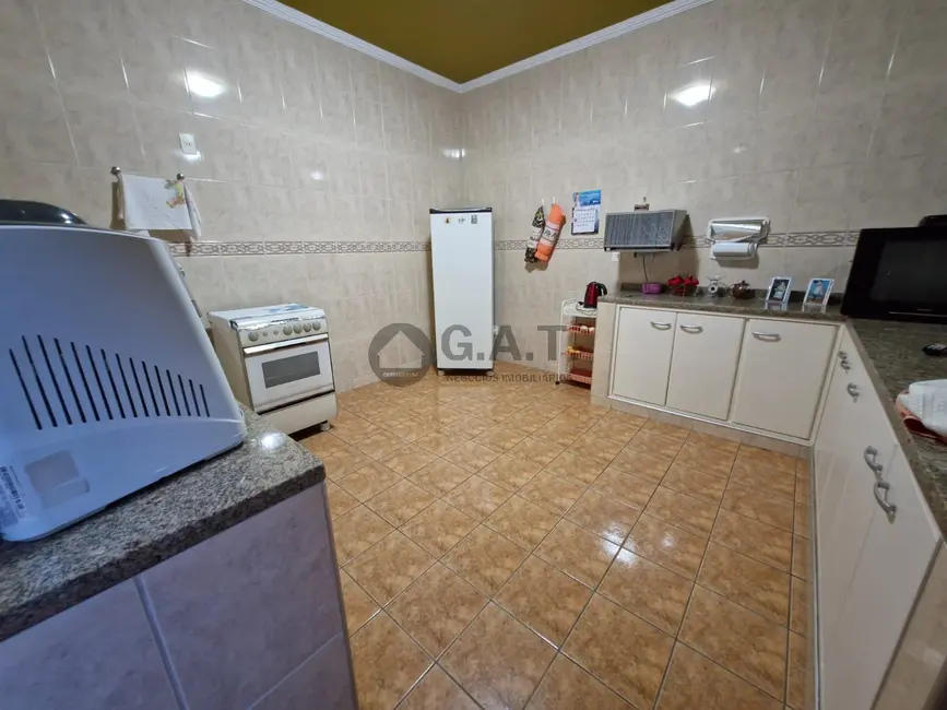Casa com 3 quartos à venda, 224m2 em Jardim São Carlos, Sorocaba - SP - imagem 7 Foto 7 de Casa com 3 quartos à venda, 224m2 em Jardim São Carlos, Sorocaba - SP