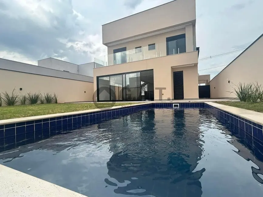 Casa de Condomínio com 3 quartos à venda, 211m2 em Cajuru do Sul, Sorocaba - SP - imagem 2 Foto 2 de Casa de Condomínio com 3 quartos à venda, 211m2 em Cajuru do Sul, Sorocaba - SP