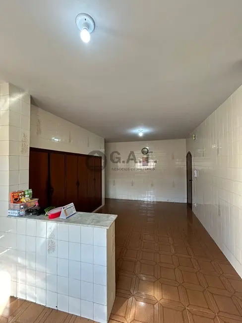 Foto 4 de Casa com 4 quartos para alugar, 350m2 em Vila Hortência, Sorocaba - SP