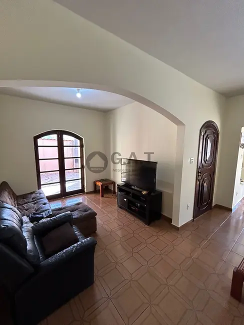 Foto 7 de Casa com 4 quartos para alugar, 350m2 em Vila Hortência, Sorocaba - SP