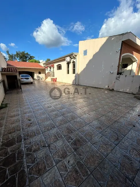 Casa com 4 quartos à venda, 350m2 em Vila Hortência, Sorocaba - SP - imagem 1 Foto 1 de Casa com 4 quartos à venda, 350m2 em Vila Hortência, Sorocaba - SP