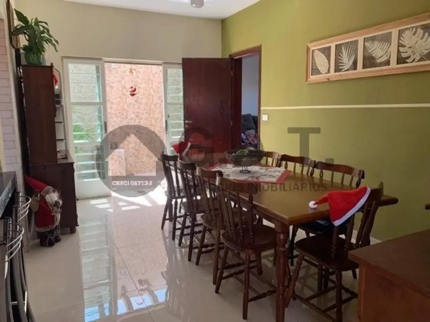 Casa com 3 quartos à venda, 267m2 em Jardim Simus, Sorocaba - SP - imagem 4 Foto 4 de Casa com 3 quartos à venda, 267m2 em Jardim Simus, Sorocaba - SP