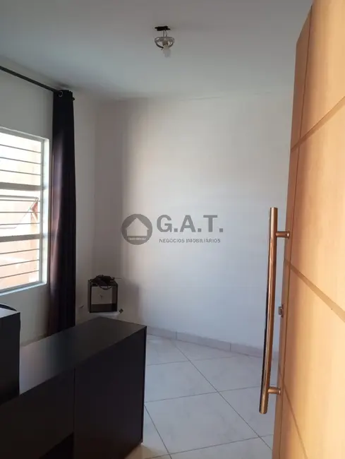 Casa com 2 quartos à venda, 140m2 em Vila Fiori, Sorocaba - SP - imagem 5 Foto 5 de Casa com 2 quartos à venda, 140m2 em Vila Fiori, Sorocaba - SP