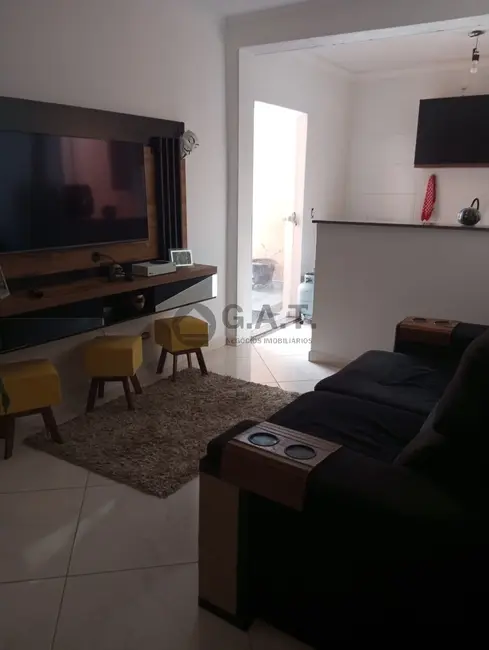 Casa com 2 quartos à venda, 140m2 em Vila Fiori, Sorocaba - SP - imagem 6 Foto 6 de Casa com 2 quartos à venda, 140m2 em Vila Fiori, Sorocaba - SP