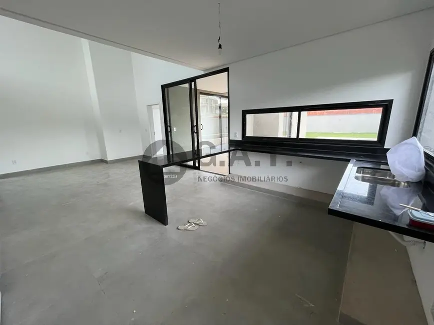 Foto 5 de Casa de Condomínio com 3 quartos à venda, 286m2 em Aracoiaba Da Serra - SP
