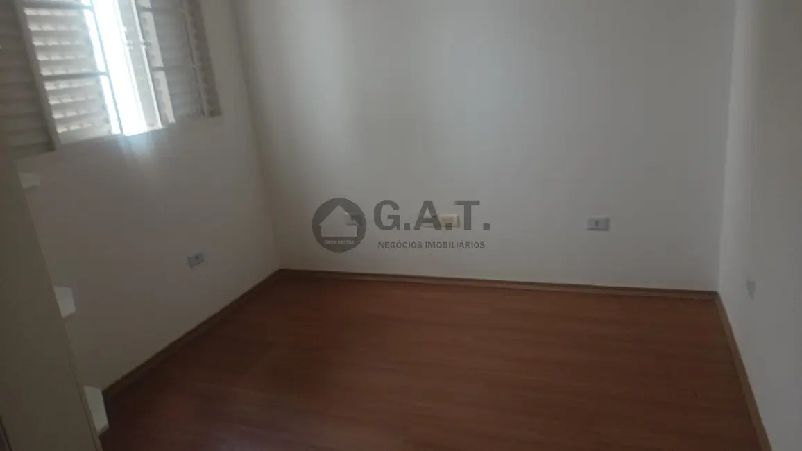 Casa de Condomínio com 3 quartos à venda, 165m2 em Chácaras Reunidas São Jorge, Sorocaba - SP - imagem 8 Foto 8 de Casa de Condomínio com 3 quartos à venda, 165m2 em Chácaras Reunidas São Jorge, Sorocaba - SP