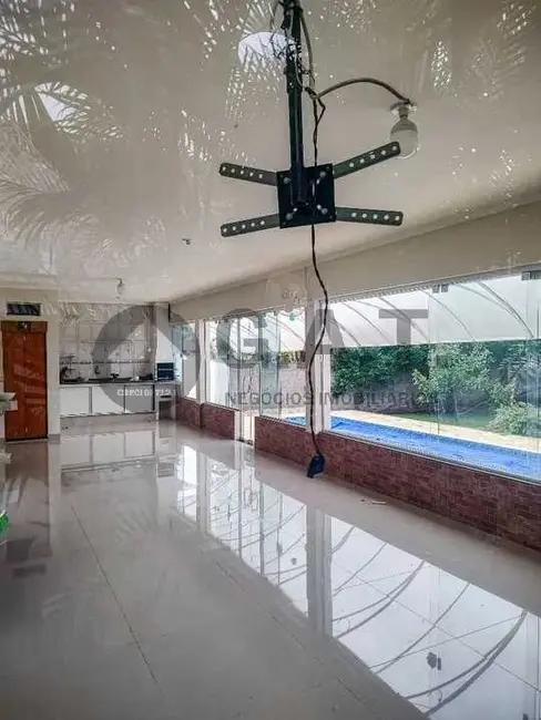 Foto 3 de Casa de Condomínio com 3 quartos à venda, 321m2 em Aracoiaba Da Serra - SP