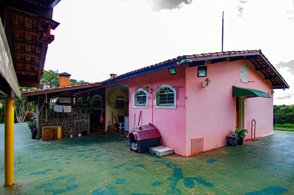 Chácara com 2 quartos à venda, 446m2 em Aparecidinha, Sorocaba - SP - imagem 7 Foto 7 de Chácara com 2 quartos à venda, 446m2 em Aparecidinha, Sorocaba - SP