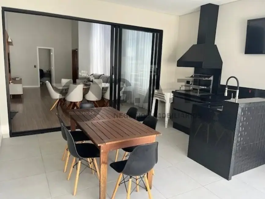 Casa de Condomínio com 3 quartos à venda, 190m2 em Sorocaba - SP - imagem 7 Foto 7 de Casa de Condomínio com 3 quartos à venda, 190m2 em Sorocaba - SP