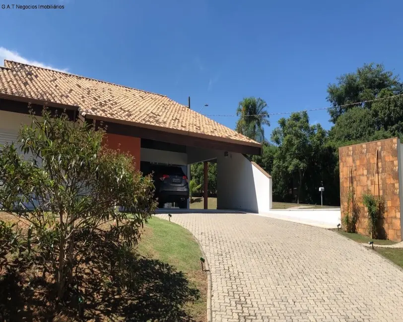 Casa de Condomínio com 3 quartos à venda, 200m2 em Caguassu, Sorocaba - SP - imagem 2 Foto 2 de Casa de Condomínio com 3 quartos à venda, 200m2 em Caguassu, Sorocaba - SP
