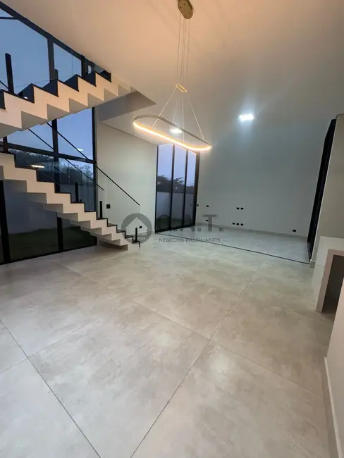 Casa de Condomínio com 3 quartos à venda, 350m2 em Itu - SP - imagem 6 Foto 6 de Casa de Condomínio com 3 quartos à venda, 350m2 em Itu - SP