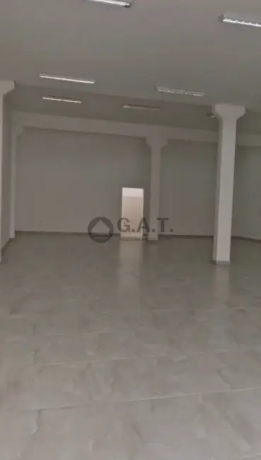 Sala Comercial para alugar, 285m2 em Jardim Icatu, Votorantim - SP - imagem 8 Foto 8 de Sala Comercial para alugar, 285m2 em Jardim Icatu, Votorantim - SP