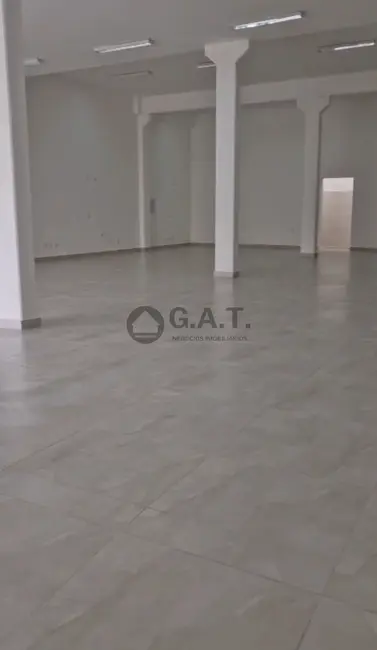 Sala Comercial para alugar, 285m2 em Jardim Icatu, Votorantim - SP - imagem 9 Foto 9 de Sala Comercial para alugar, 285m2 em Jardim Icatu, Votorantim - SP