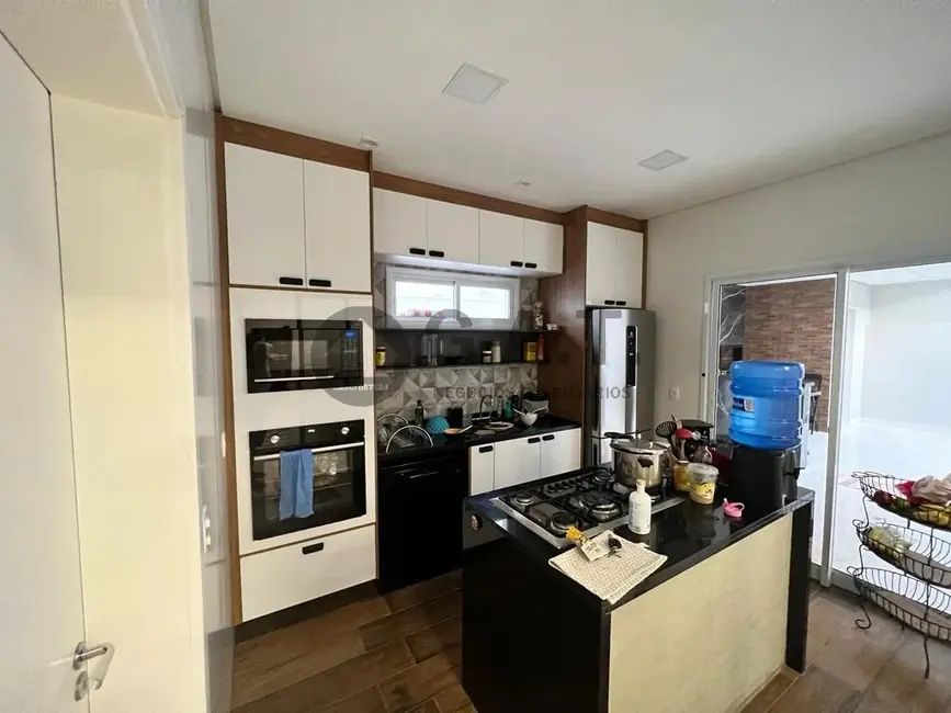 Foto 4 de Casa de Condomínio com 3 quartos à venda, 275m2 em Chácaras Residenciais Santa Maria, Votorantim - SP