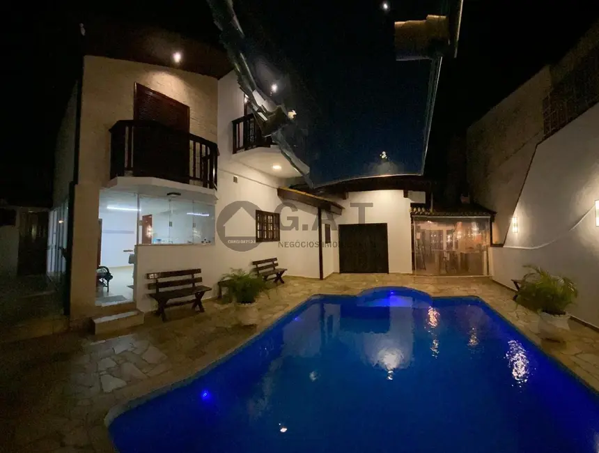 Foto 5 de Casa com 3 quartos à venda, 340m2 em Jardim Astro, Sorocaba - SP