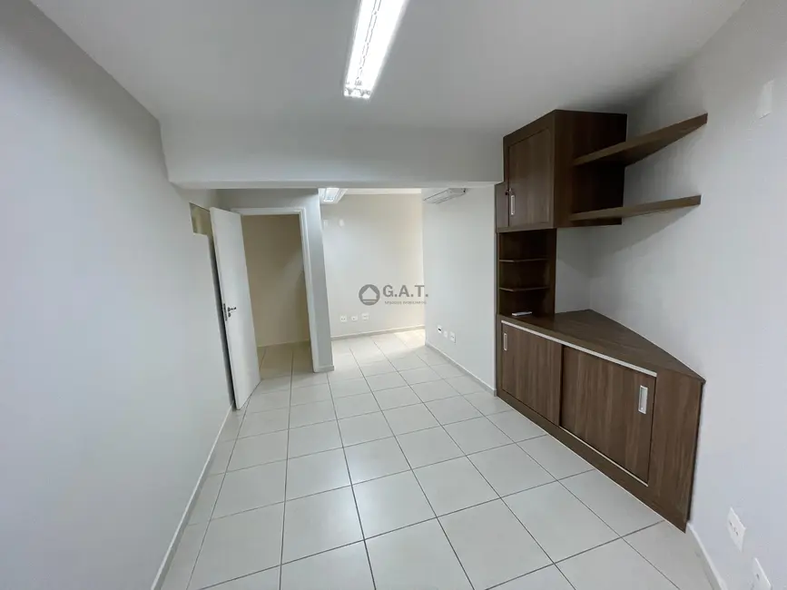 Foto 6 de Sala Comercial para alugar, 55m2 em Parque Campolim, Sorocaba - SP