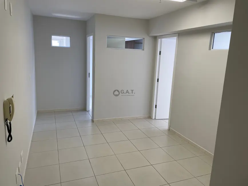 Foto 7 de Sala Comercial para alugar, 55m2 em Parque Campolim, Sorocaba - SP