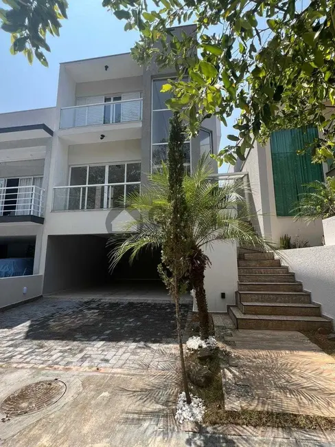 Casa de Condomínio com 3 quartos à venda, 170m2 em Sorocaba - SP - imagem 1 Foto 1 de Casa de Condomínio com 3 quartos à venda, 170m2 em Sorocaba - SP