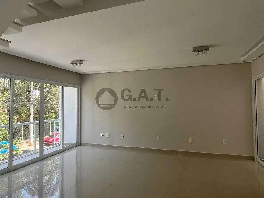 Casa de Condomínio com 3 quartos à venda, 170m2 em Sorocaba - SP - imagem 4 Foto 4 de Casa de Condomínio com 3 quartos à venda, 170m2 em Sorocaba - SP