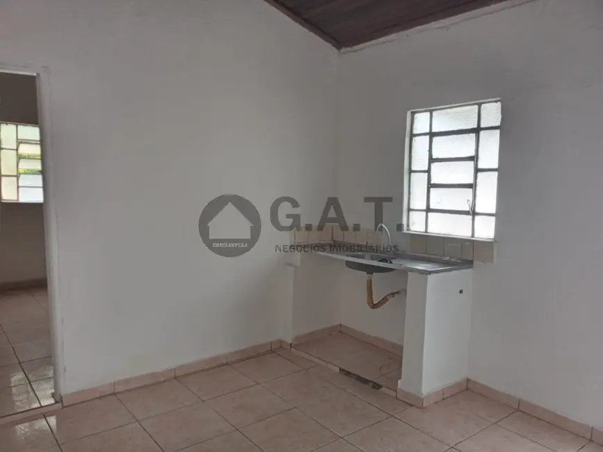 Foto 8 de Casa com 2 quartos para alugar, 72m2 em Vila Assis, Sorocaba - SP