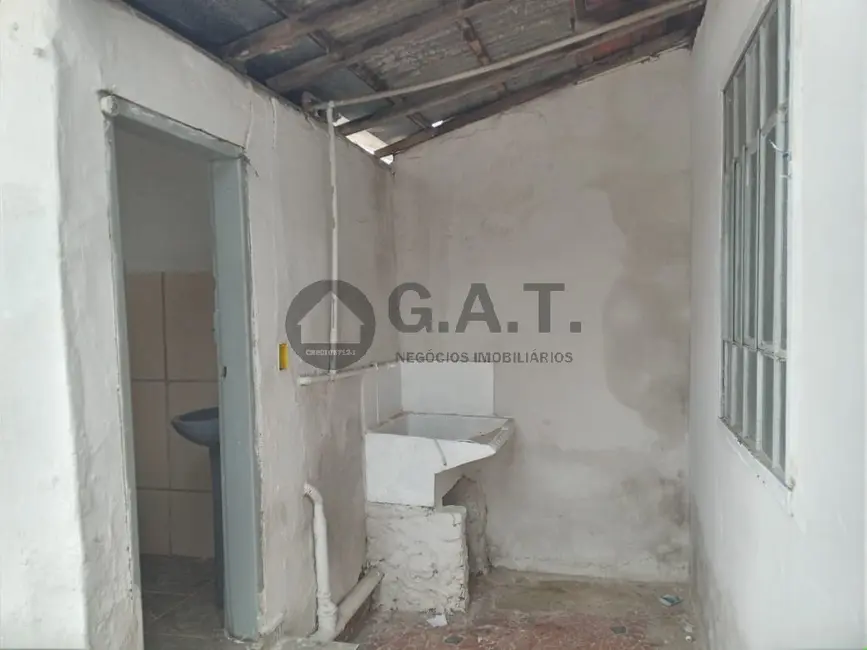 Foto 3 de Casa com 2 quartos para alugar, 72m2 em Vila Assis, Sorocaba - SP