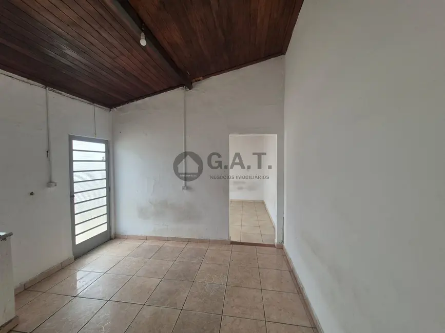 Foto 8 de Casa com 2 quartos para alugar, 78m2 em Vila Assis, Sorocaba - SP