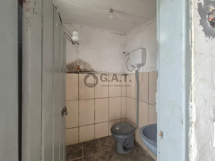 Foto 9 de Casa com 2 quartos para alugar, 78m2 em Vila Assis, Sorocaba - SP