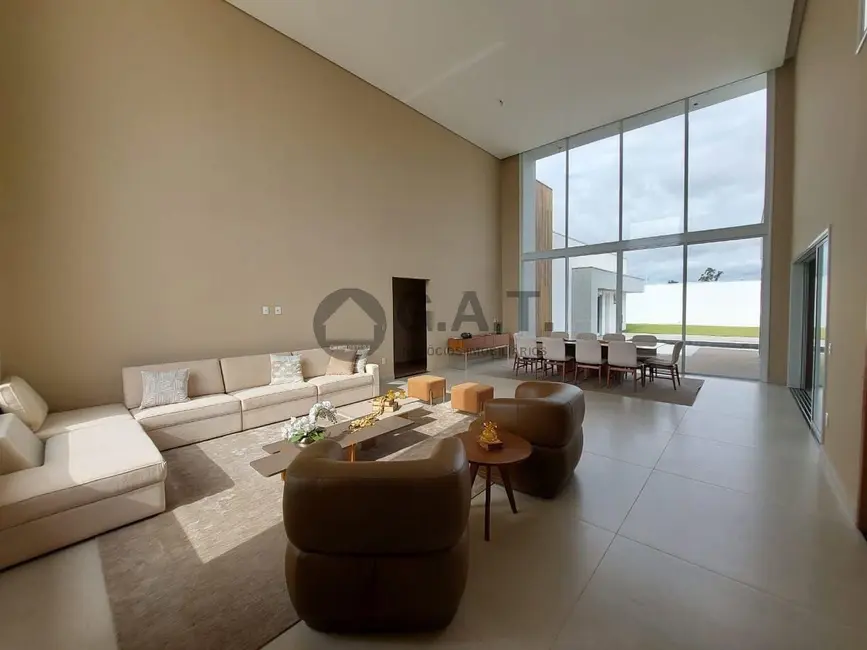 Foto 3 de Casa de Condomínio com 4 quartos para alugar, 394m2 em Jardim Residencial Saint Patrick, Sorocaba - SP