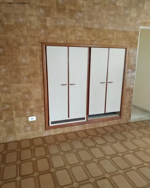 Casa com 4 quartos à venda, 400m2 em Vila Trujillo, Sorocaba - SP - imagem 4 Foto 4 de Casa com 4 quartos à venda, 400m2 em Vila Trujillo, Sorocaba - SP