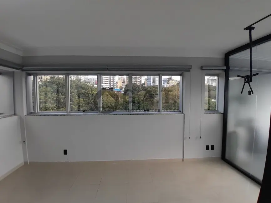 Foto 3 de Sala Comercial para alugar, 56m2 em Parque Campolim, Sorocaba - SP