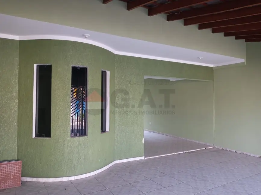 Foto 3 de Casa com 3 quartos à venda, 208m2 em Jardim Residencial Imperatriz, Sorocaba - SP