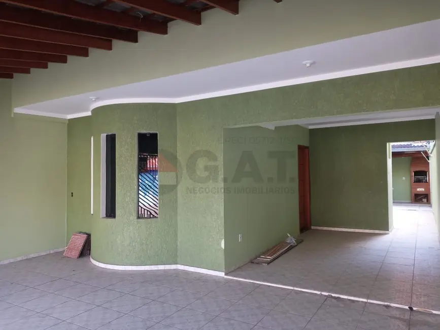 Foto 2 de Casa com 3 quartos à venda, 208m2 em Jardim Residencial Imperatriz, Sorocaba - SP