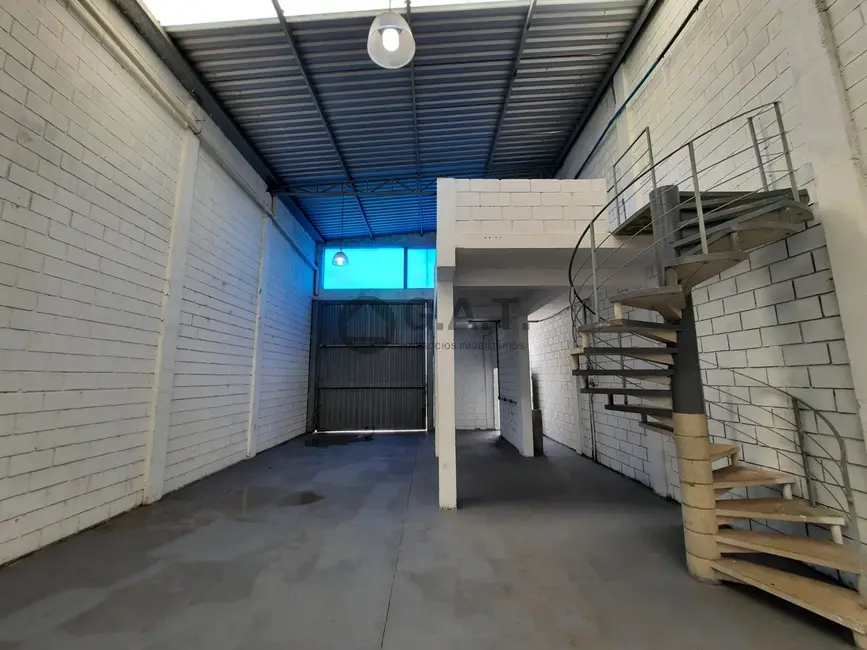 Foto 1 de Armazém / Galpão à venda, 235m2 em Jardim Tulipas, Sorocaba - SP