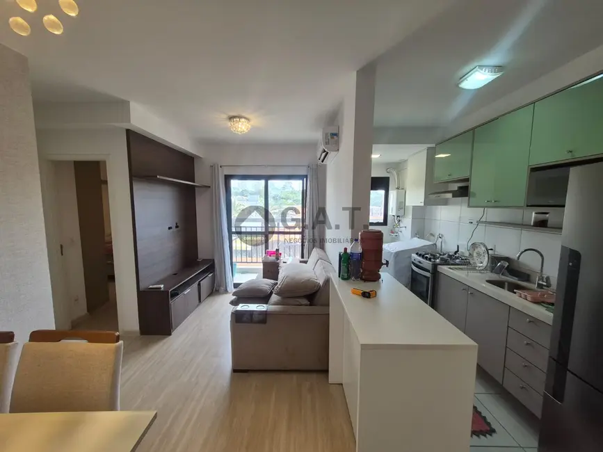 Foto 6 de Apartamento com 2 quartos para alugar, 52m2 em Jardim São Carlos, Sorocaba - SP