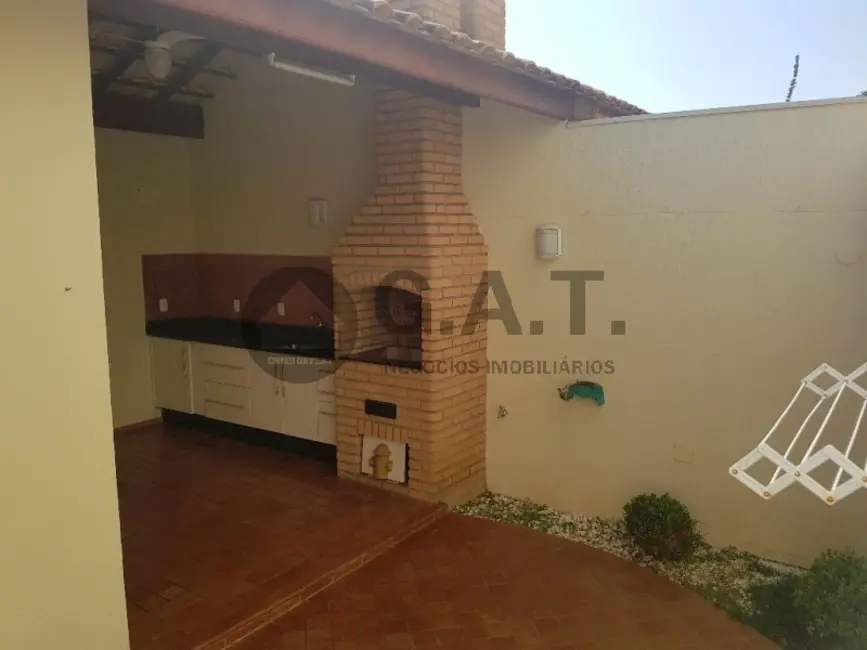 Casa de Condomínio com 3 quartos à venda, 156m2 em Parque Campolim, Sorocaba - SP - imagem 3 Foto 3 de Casa de Condomínio com 3 quartos à venda, 156m2 em Parque Campolim, Sorocaba - SP