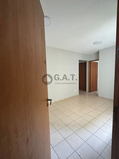Foto 2 de Apartamento com 2 quartos para alugar, 56m2 em Votorantim - SP