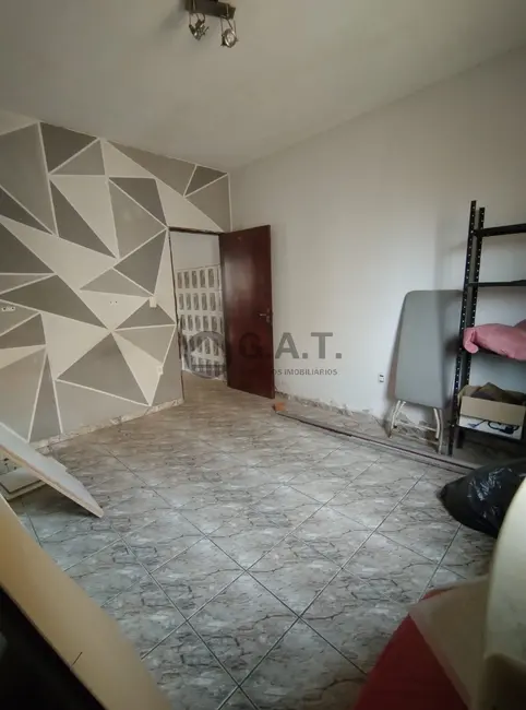 Casa com 3 quartos à venda, 190m2 em Vila Hortência, Sorocaba - SP - imagem 4 Foto 4 de Casa com 3 quartos à venda, 190m2 em Vila Hortência, Sorocaba - SP